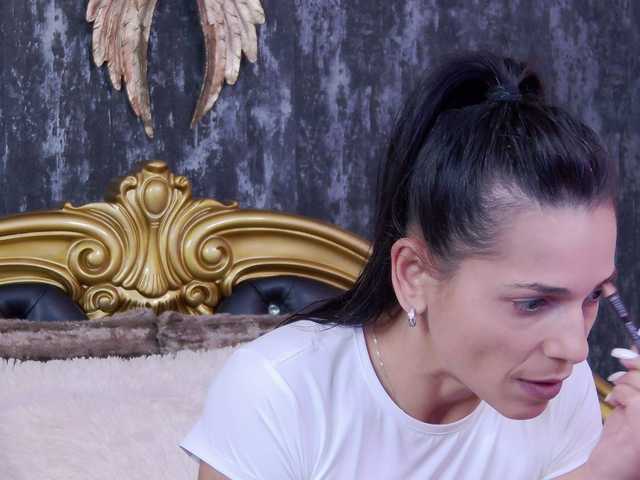 Live sex webcam photo for TastyShow #277607924