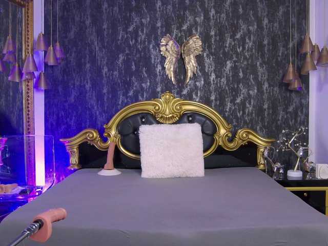 Live sex webcam photo for TastyShow #289811459