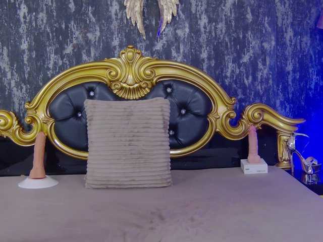 Live sex webcam photo for TastyShow #290340068