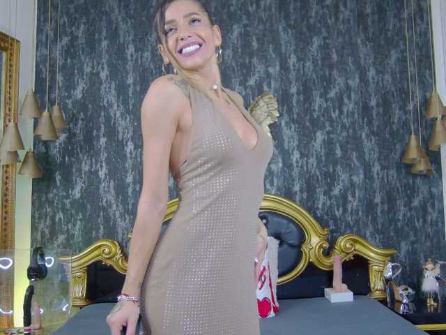 Live sex webcam photo for TastyShow #290446308