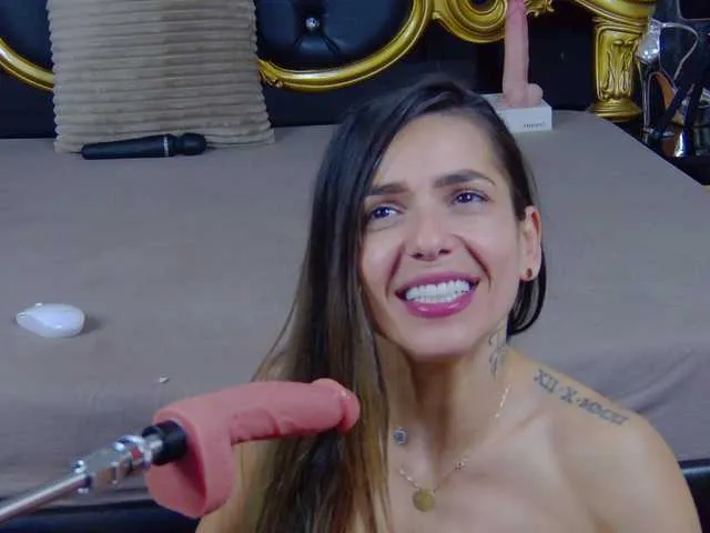 Live sex webcam photo for TastyShow #290977177