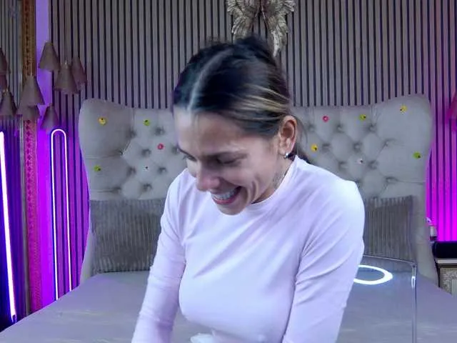 Live sex webcam photo for TastyShow #292281178