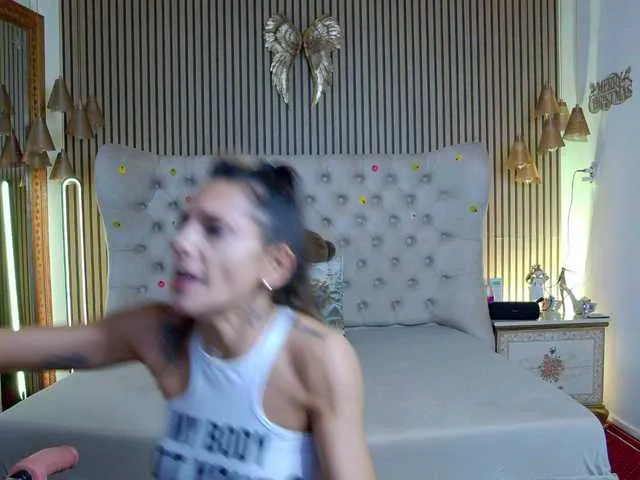 Live sex webcam photo for TastyShow #292417112