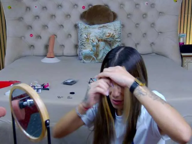 Live sex webcam photo for TastyShow #292429001