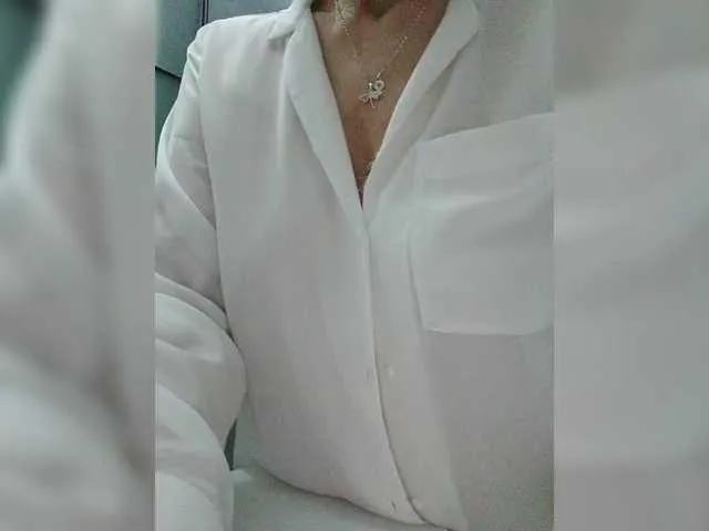 Live sex webcam photo for Tata42 #291031043