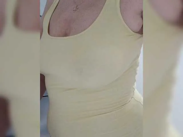 Live sex webcam photo for Tata42 #291590409