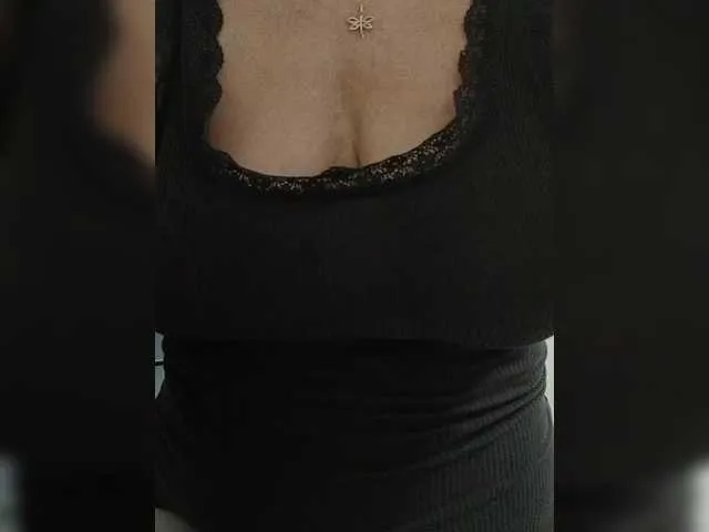 Live sex webcam photo for Tata42 #291772612