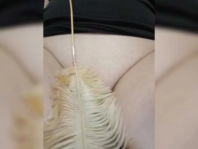 Live sex webcam photo for Tata42 #291807242