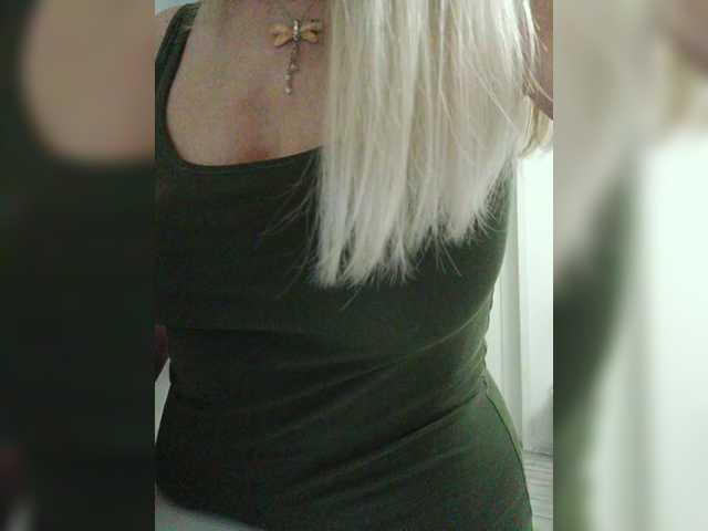 Live sex webcam photo for Tata42 #292050853