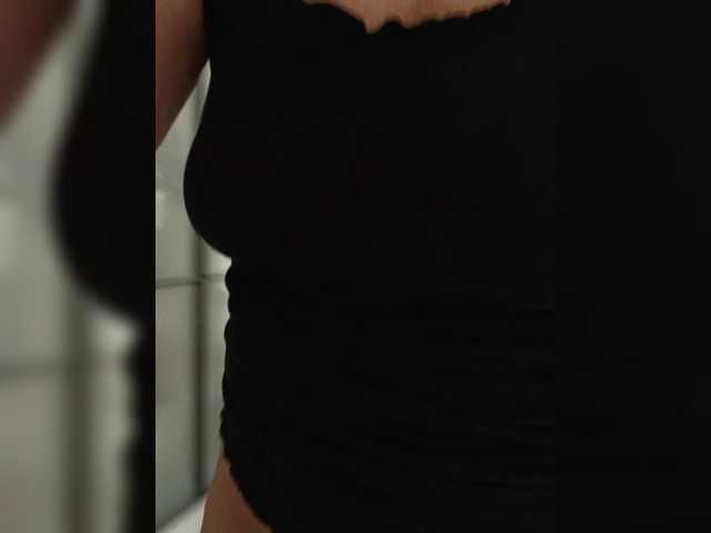 Live sex webcam photo for Tata42 #292116916