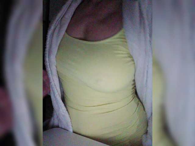 Live sex webcam photo for Tata42 #292431398