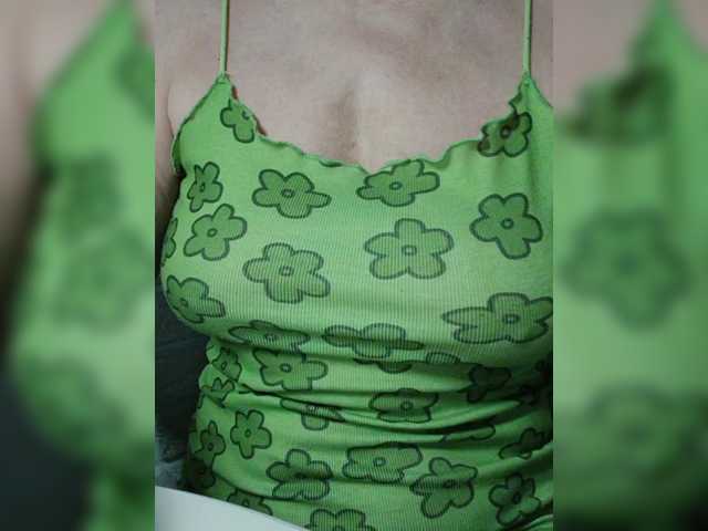 Live sex webcam photo for Tata42 #292464144