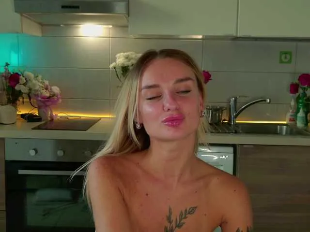 Live sex webcam photo for Tatachka1 #291791299