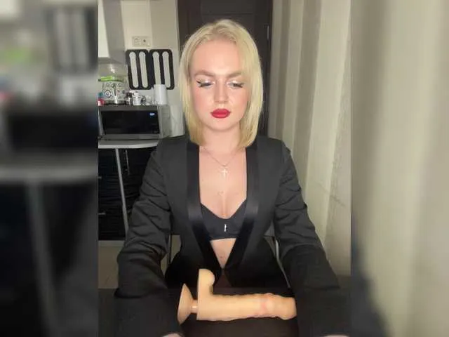 Live sex webcam photo for Tate868 #273410429