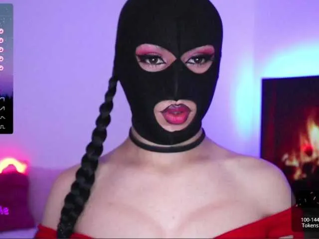 Live sex webcam photo for TathiDelvey #276299996