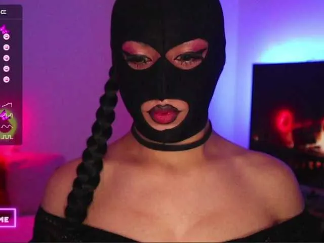 Live sex webcam photo for TathiDelvey #276483035