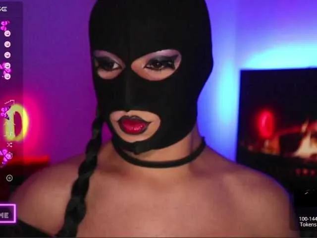 Live sex webcam photo for TathiDelvey #276827496