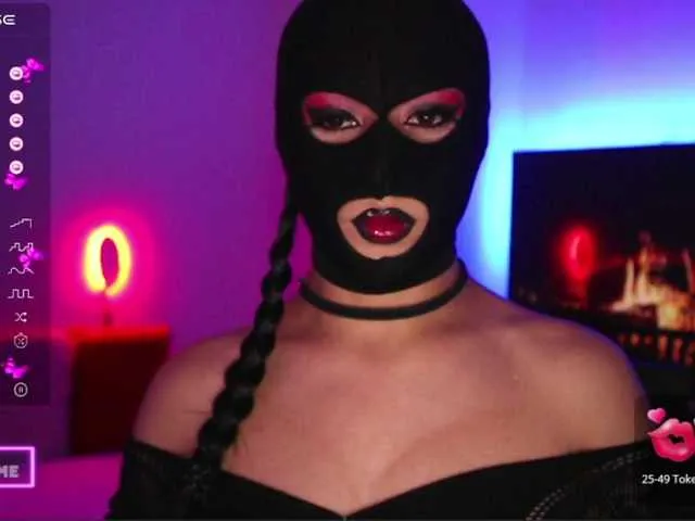Live sex webcam photo for TathiDelvey #276846738