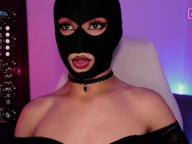 Live sex webcam photo for TathiDelvey #290857525