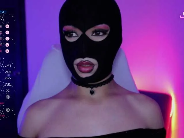 Live sex webcam photo for TathiDelvey #290885484