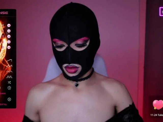 Live sex webcam photo for TathiDelvey #291241812