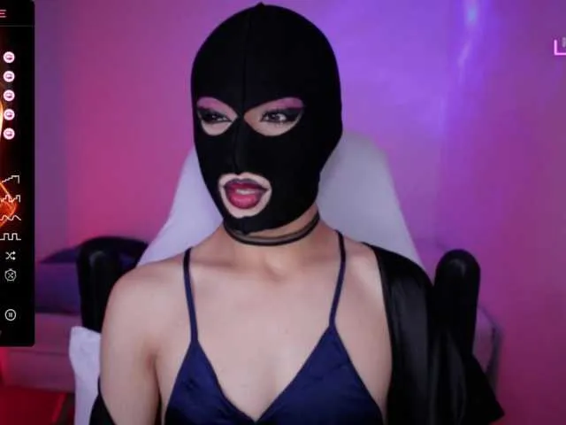 Live sex webcam photo for TathiDelvey #291538217