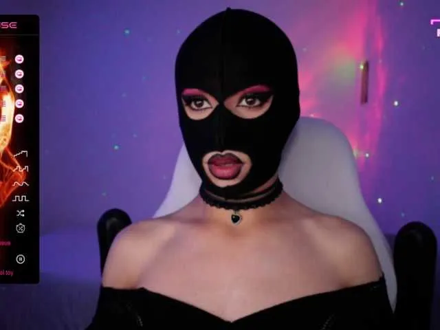 Live sex webcam photo for TathiDelvey #291619060