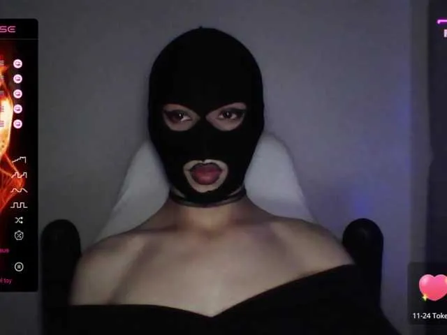 Live sex webcam photo for TathiDelvey #291774641