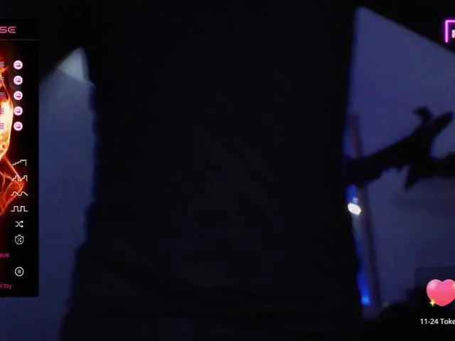 Live sex webcam photo for TathiDelvey #291819453