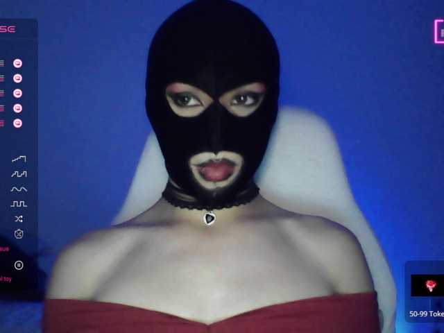 Live sex webcam photo for TathiDelvey #292037213