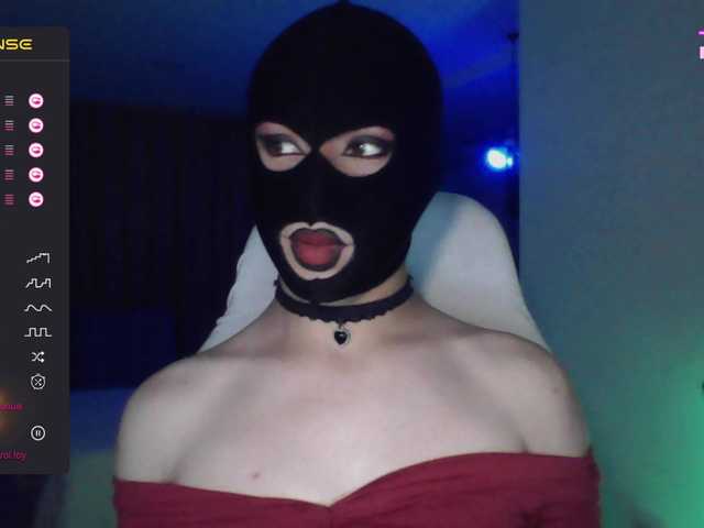 Live sex webcam photo for TathiDelvey #292324794