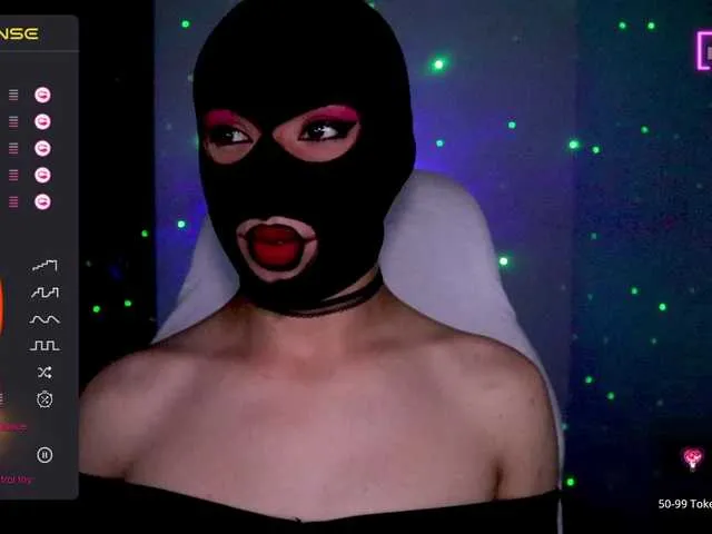 Live sex webcam photo for TathiDelvey #292404563