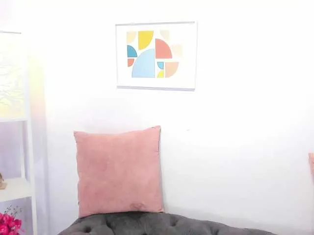 Live sex webcam photo for TatianaRider #290243189