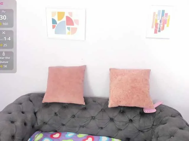 Live sex webcam photo for TatianaRider #290527263