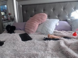 Live sex webcam photo for Tatiannalee #211812055