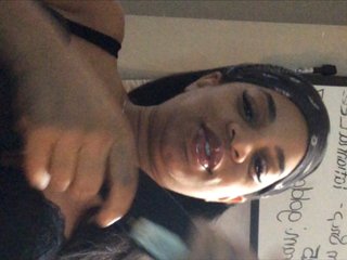 Live sex webcam photo for Tatiannalee #219084095