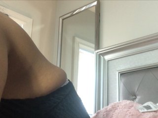 Live sex webcam photo for Tatiannalee #220793007