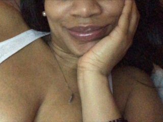 Live sex webcam photo for Tatiannalee #223802797