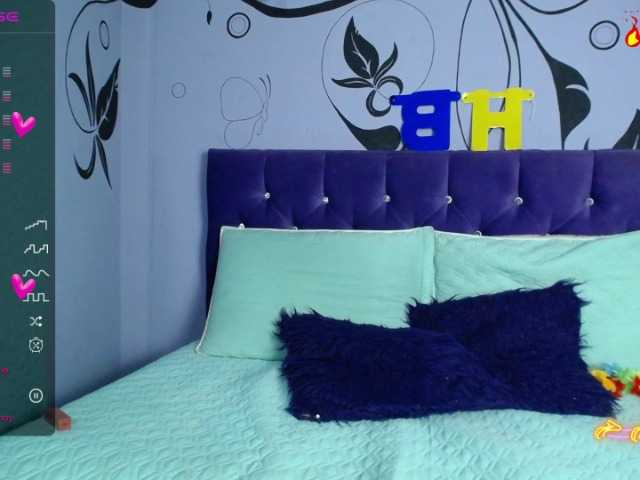 Live sex webcam photo for TatiianaBustos #276421481