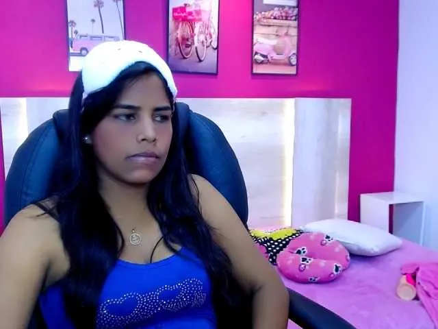 Live sex webcam photo for Tatisxberry #271694478