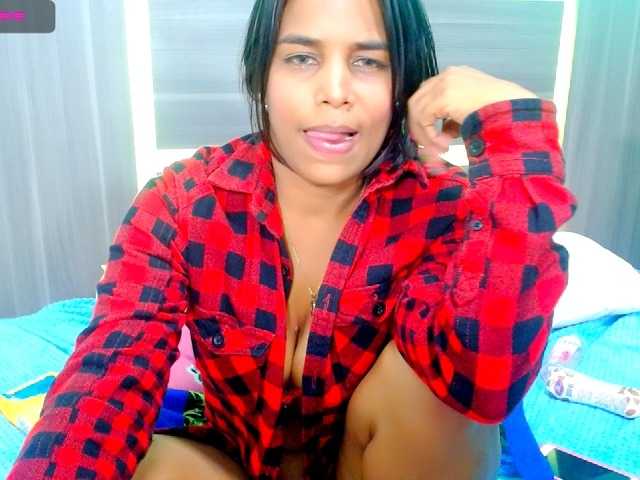 Live sex webcam photo for Tatisxberry #272239979