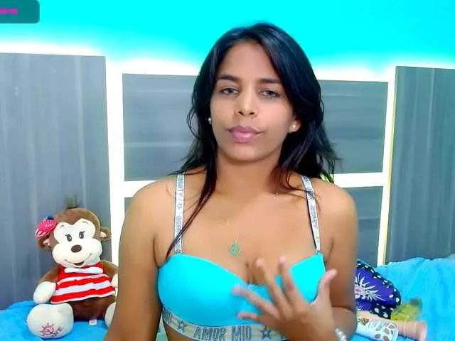 Live sex webcam photo for Tatisxberry #272420151