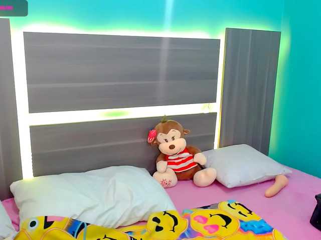 Live sex webcam photo for Tatisxberry #273021555