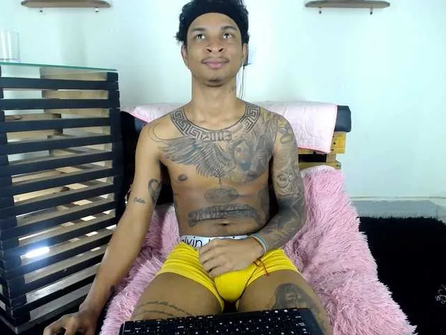 Live sex webcam photo for TatooNoah #293071565