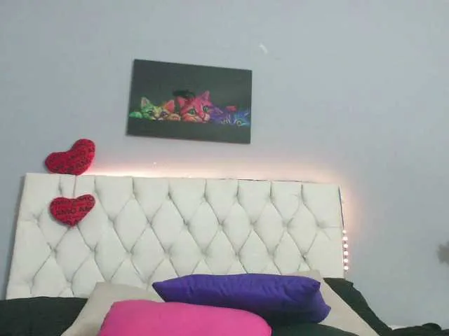 Live sex webcam photo for Tatty-Stone #276237367