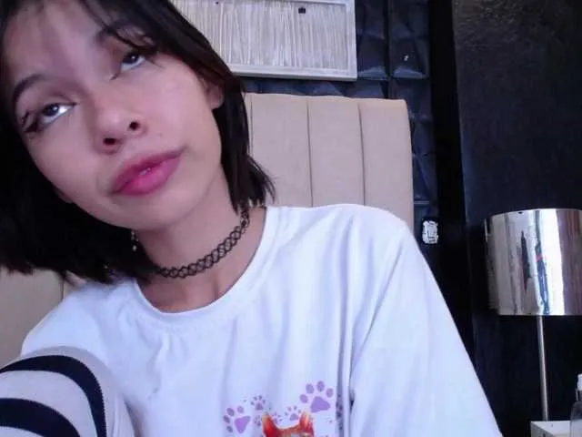Live sex webcam photo for TattyWilson #278393739