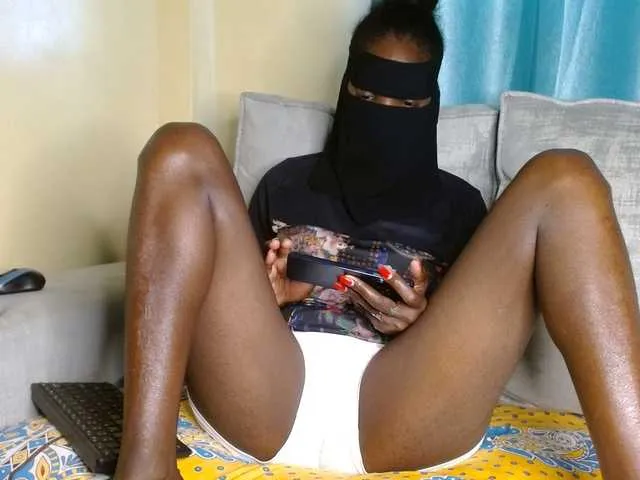 Live sex webcam photo for Taurus-Queen #293069525