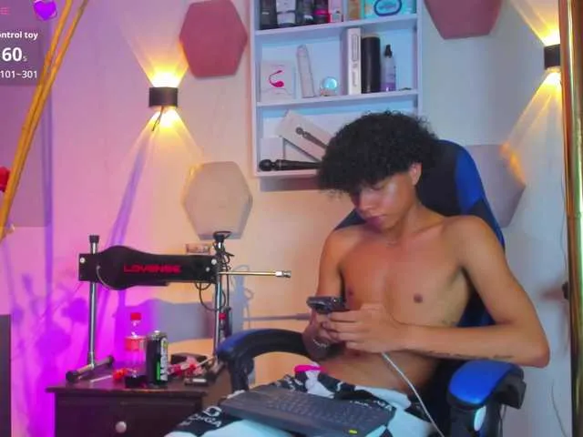 Live sex webcam photo for TaylorBlack #293682683