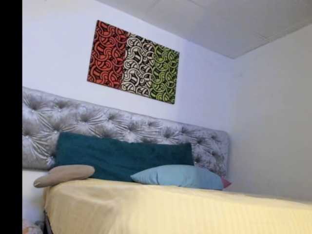 Live sex webcam photo for TaylorCoxz #275547465