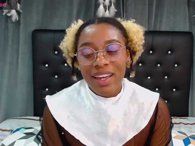 Live sex webcam photo for TaylorJacksson #276957894